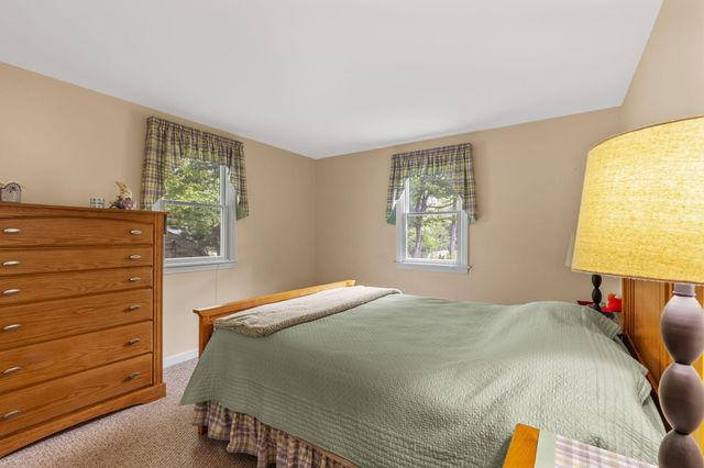 17 Outpost Lane, Centerville, MA 02632