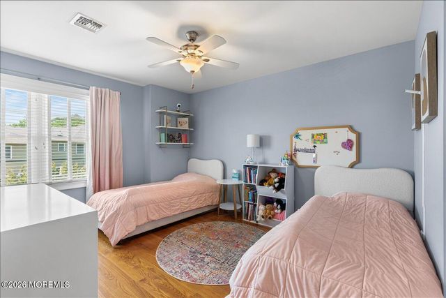 31 White Oak Lane, Aberdeen, NJ 07747