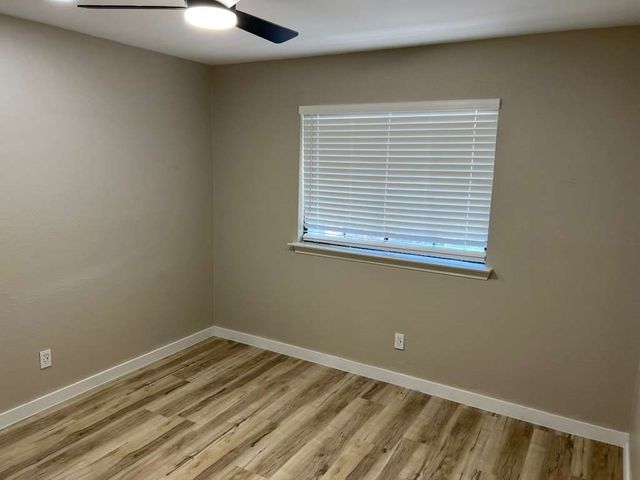 511 Amber Lane, Desoto, TX 75115