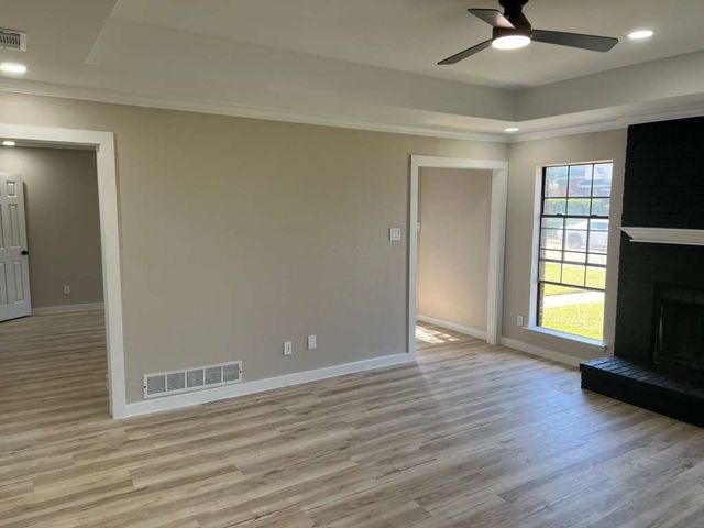 511 Amber Lane, Desoto, TX 75115