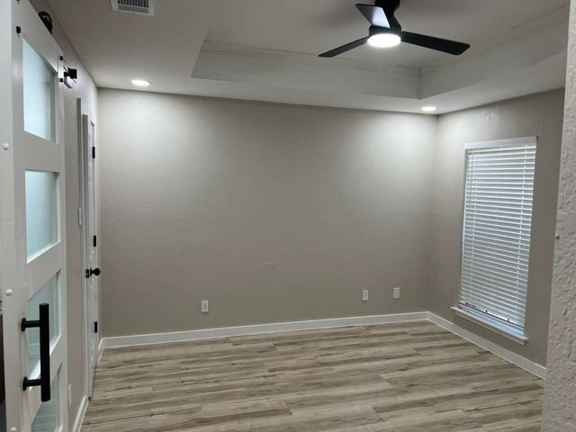 511 Amber Lane, Desoto, TX 75115