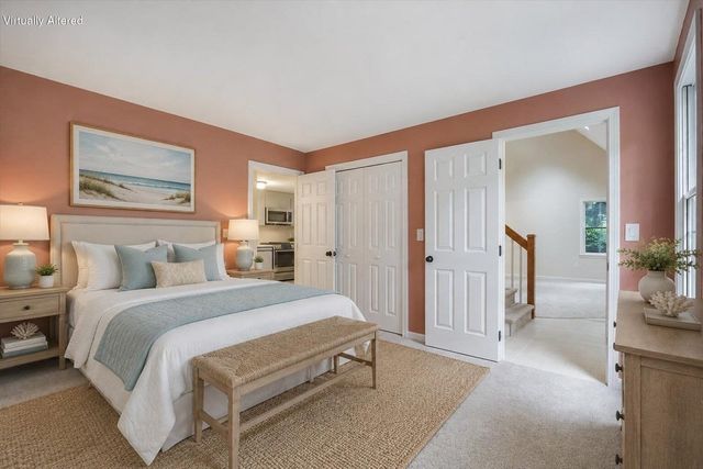 30 Currycomb Cir, Barnstable, MA 02668