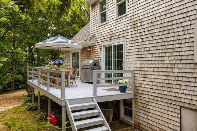 30 Currycomb Cir, Barnstable, MA 02668