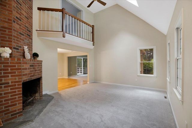 30 Currycomb Cir, Barnstable, MA 02668