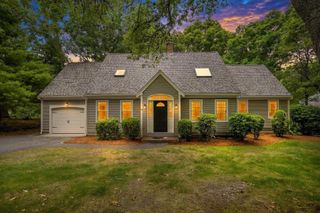 30 Currycomb Cir, Barnstable, MA 02668
