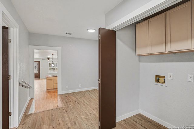 2039 Schley Ave, San Antonio, TX 78210