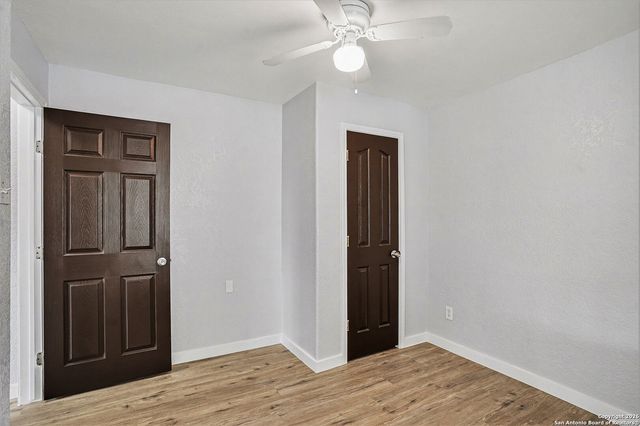 2039 Schley Ave, San Antonio, TX 78210