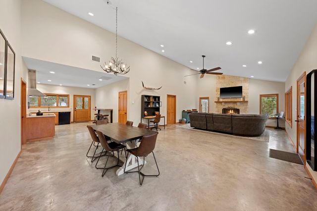 2269 Old Rocksprings Rd, Leakey, TX 78873