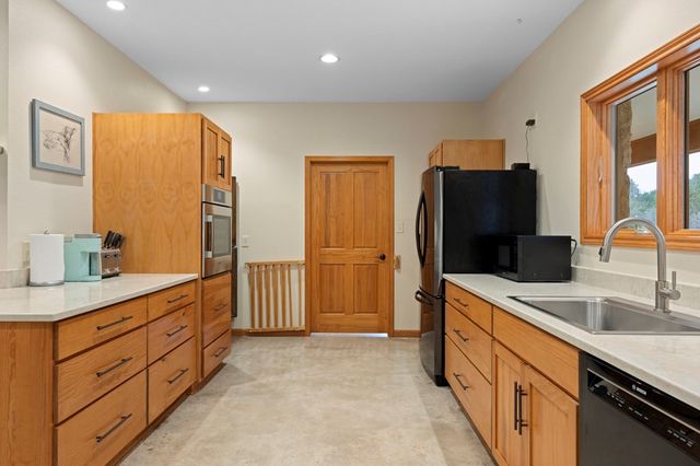 2269 Old Rocksprings Rd, Leakey, TX 78873