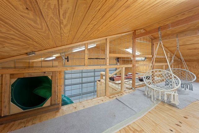 2269 Old Rocksprings Rd, Leakey, TX 78873