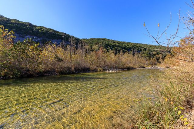 2269 Old Rocksprings Rd, Leakey, TX 78873