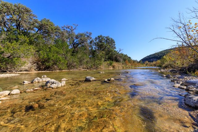 2269 Old Rocksprings Rd, Leakey, TX 78873