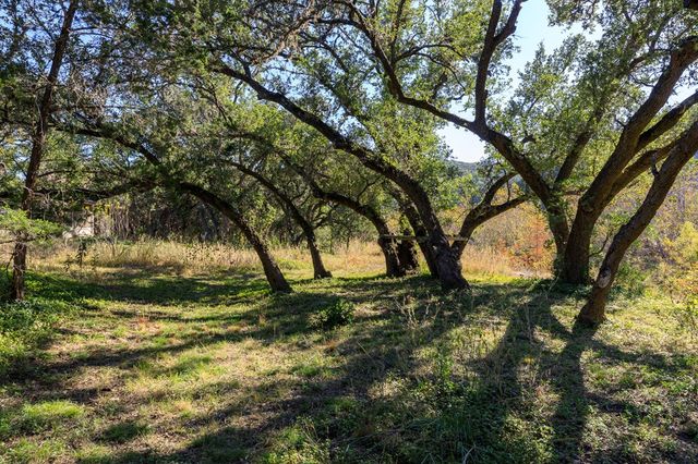 2269 Old Rocksprings Rd, Leakey, TX 78873