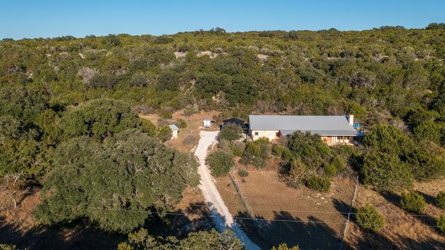 2269 Old Rocksprings Rd, Leakey, TX 78873