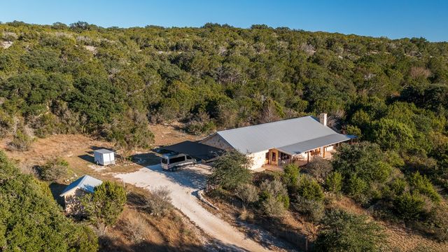 2269 Old Rocksprings Rd, Leakey, TX 78873
