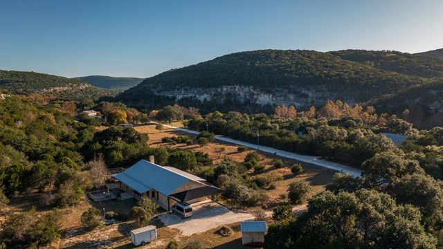 2269 Old Rocksprings Rd, Leakey, TX 78873