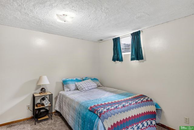 11026 N 50th Avenue, Omaha, NE 68152