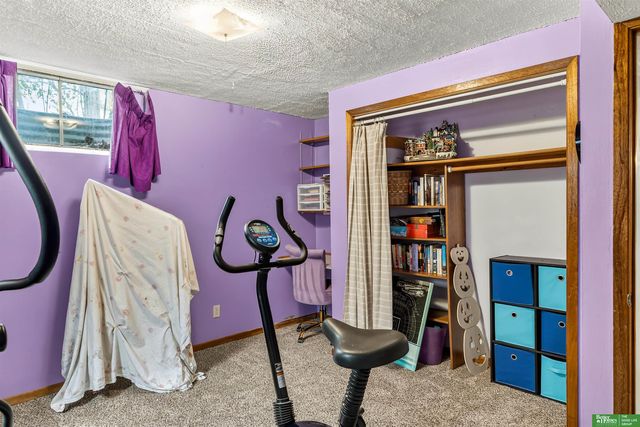 11026 N 50th Avenue, Omaha, NE 68152