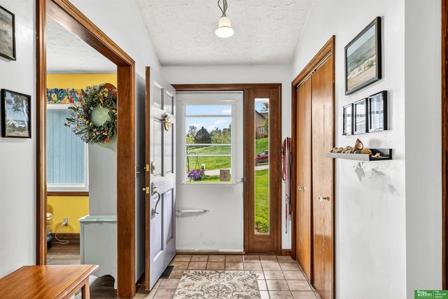 11026 N 50th Avenue, Omaha, NE 68152