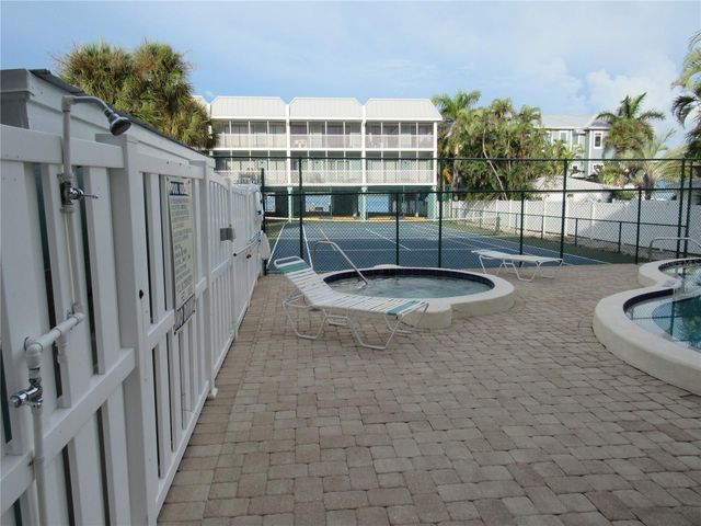 901 GULF DRIVE S 2, Bradenton Beach, FL 34217