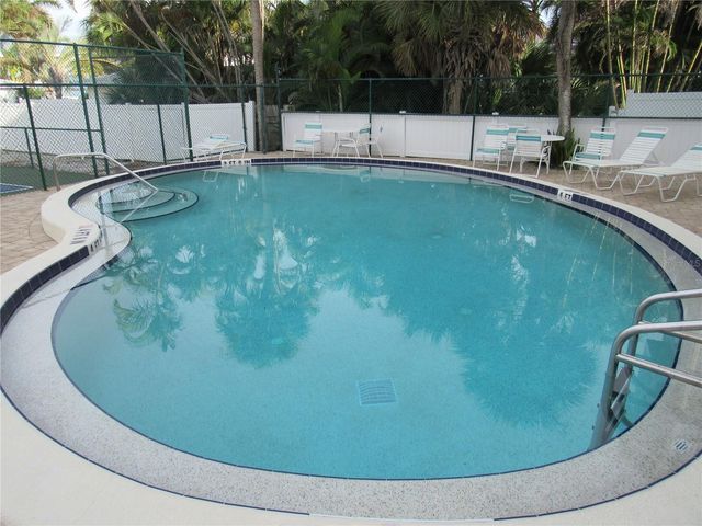 901 GULF DRIVE S 2, Bradenton Beach, FL 34217