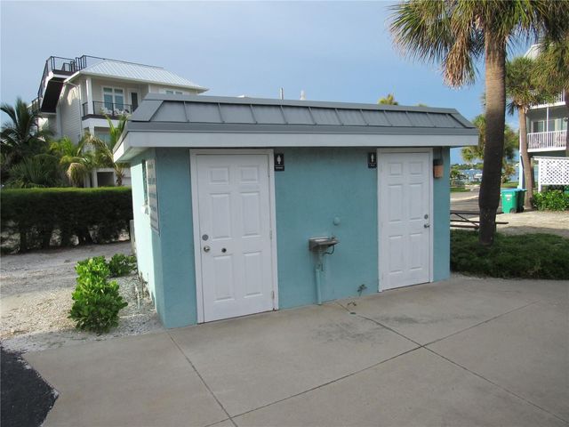 901 GULF DRIVE S 2, Bradenton Beach, FL 34217