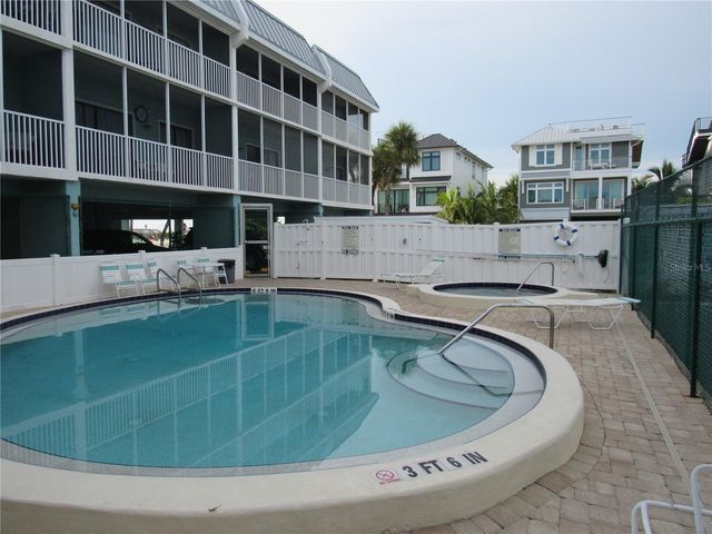 901 GULF DRIVE S 2, Bradenton Beach, FL 34217