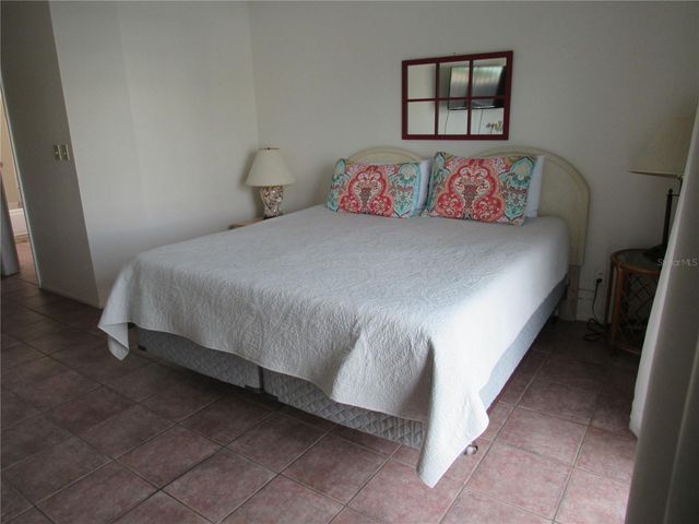 901 GULF DRIVE S 2, Bradenton Beach, FL 34217