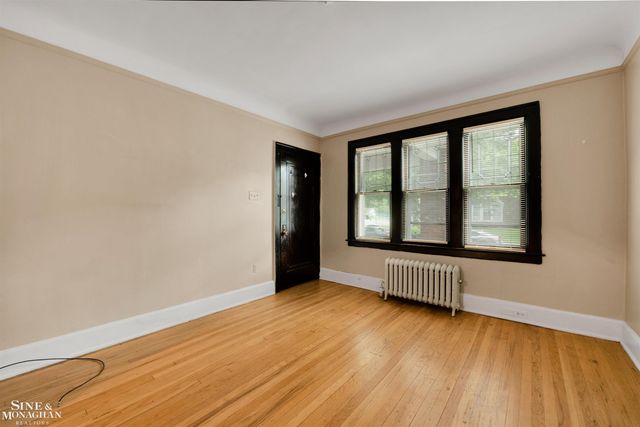 815 Beaconsfield Road 2N, Grosse Pointe Park, MI 48230