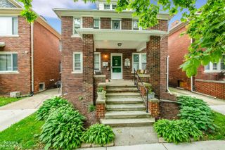815 Beaconsfield Road 2N, Grosse Pointe Park, MI 48230