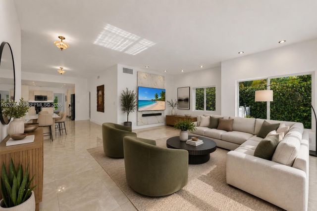 11144 NE 8th Court, Biscayne Park, FL 33161