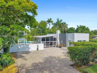 11144 NE 8th Court, Biscayne Park, FL 33161
