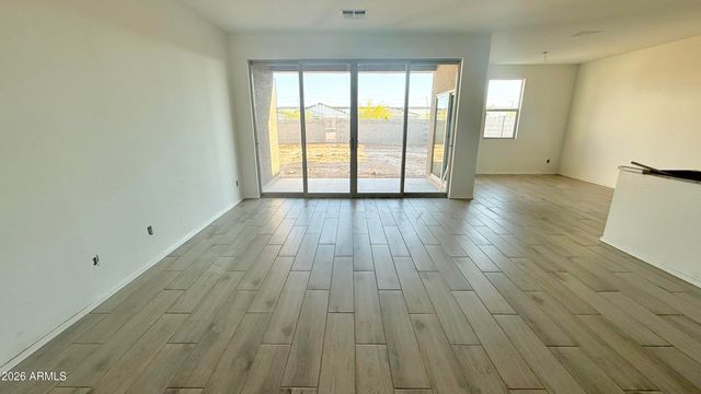 24079 W HUNTINGTON Drive, Buckeye, AZ 85326