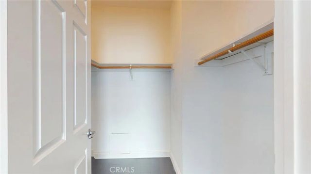 12407 Moorpark 301, Studio City, CA 91604