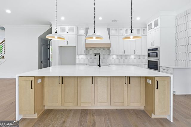 880 Bramlett Shoals Road, Lawrenceville, GA 30045