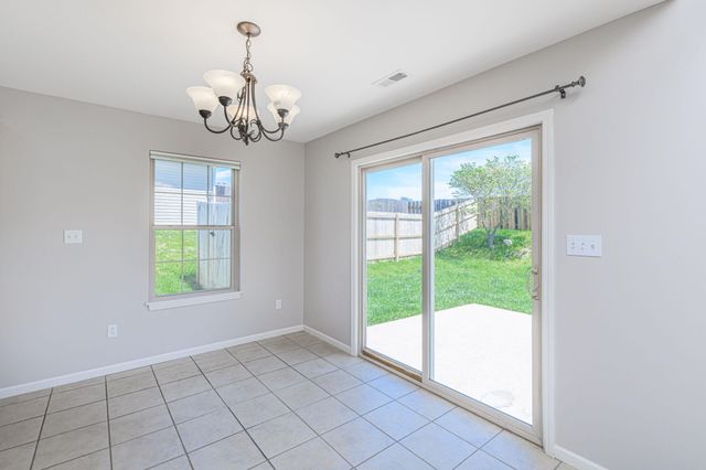 5306 SILVER MILL DR, Columbia, MO 65202