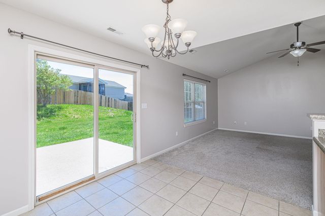 5306 SILVER MILL DR, Columbia, MO 65202