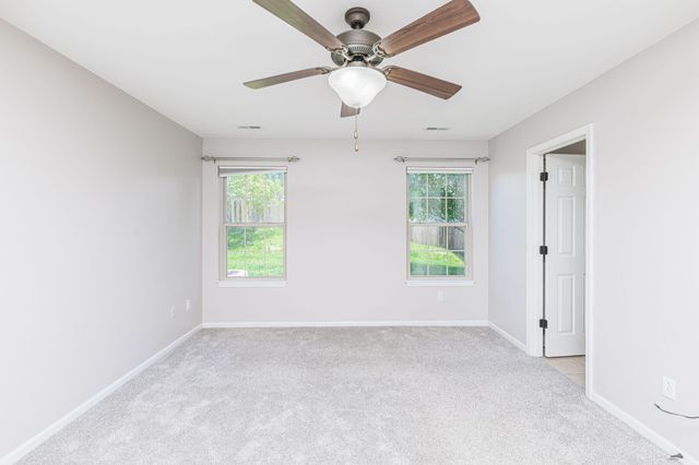 5306 SILVER MILL DR, Columbia, MO 65202