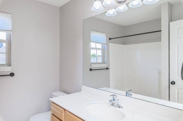 5306 SILVER MILL DR, Columbia, MO 65202