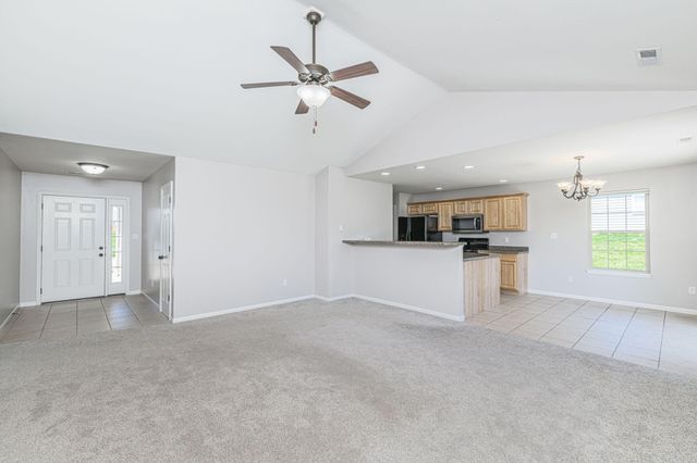 5306 SILVER MILL DR, Columbia, MO 65202