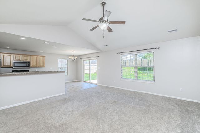 5306 SILVER MILL DR, Columbia, MO 65202