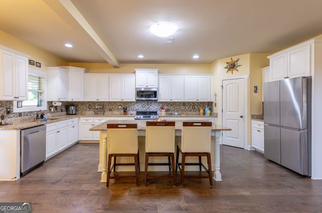201 Rocky Bay Lane, Senoia, GA 30276