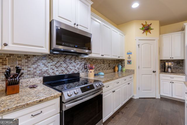 201 Rocky Bay Lane, Senoia, GA 30276