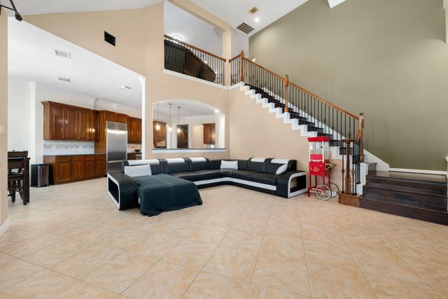 8123 Cranbrook Hollow Lane, Houston, TX 77095