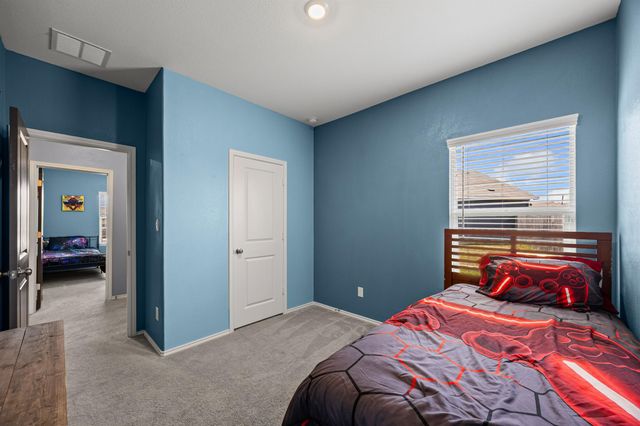 2402 Sunray CT, Lockhart, TX 78644