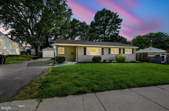 201 HULL AVE, Newark, DE 19711