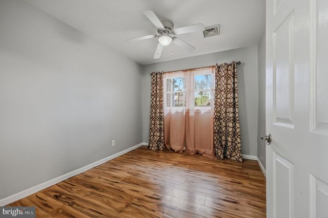 201 HULL AVE, Newark, DE 19711