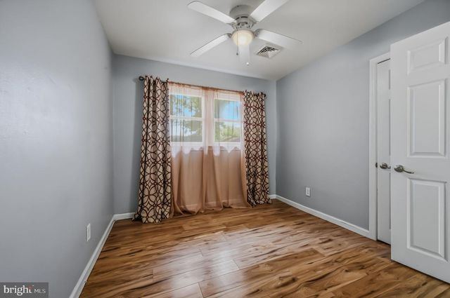 201 HULL AVE, Newark, DE 19711