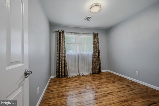 201 HULL AVE, Newark, DE 19711