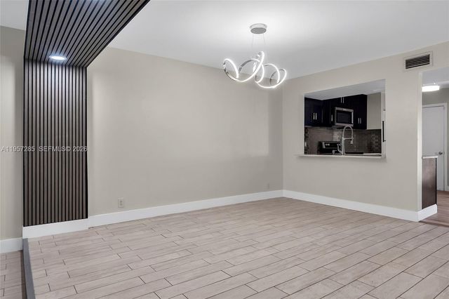 6768 Canary Palm Circle, Boca Raton, FL 33433